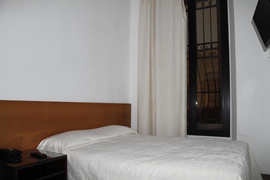 Hotel Luisa ميلان الغرفة الصورة