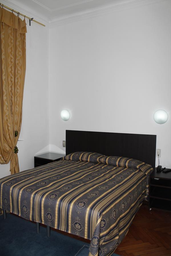 Hotel Luisa ميلان الغرفة الصورة