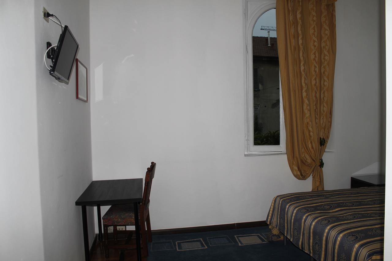 Hotel Luisa ميلان الغرفة الصورة