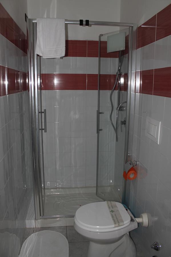Hotel Luisa ميلان الغرفة الصورة